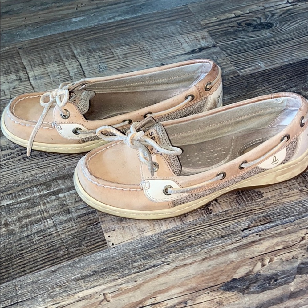 SPERRY BOAT SHOES